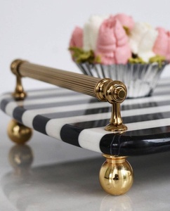 Bandeja Rectangular de Mármol Blanco y Negro, Diseño Único y Limitado, Arte de Lujo por KSN - Product Image 1