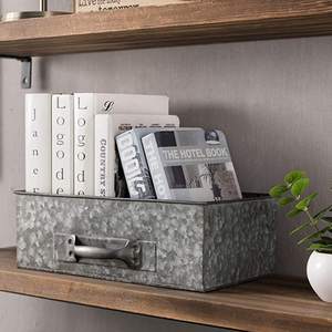 Caddy de herramientas de almacenamiento de metal hecho a mano en galvanizado, perfecto para organización de escritorio y utensilios de cocina, soluciones de almacenamiento de mesa - Product Image 2