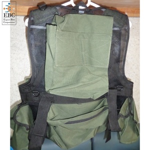 เสื้อกั๊กยุทธวิธีสำหรับการล่าสัตว์และการรบ OEM คุณภาพสูง ขนาดและสีผ้าที่ปรับแต่งได้ พร้อมอุปกรณ์เสริม - Product Image 3