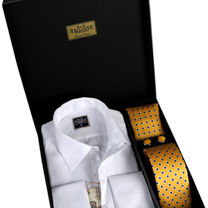 Ensemble chemise, boutons de manchette et cravate dans une boîte - Product Image 1