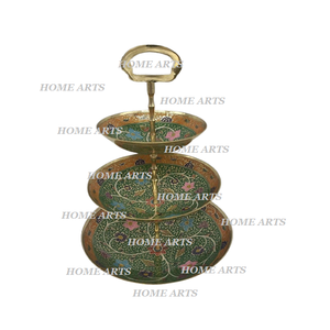 Support de gâteau en laiton à 3 niveaux de qualité supérieure Design tendance Support de gâteau de pâtisserie de forme ronde pour les meilleures ventes - Product Image 1