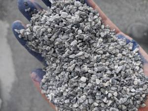 หินกรวดสีเทาขนาด 2-4 มม. จากเวียดนาม กำลังเป็นที่นิยมสำหรับการเคลือบผิวแผ่นหิน ทำจากวัสดุหินธรรมชาติ - Product Image 6