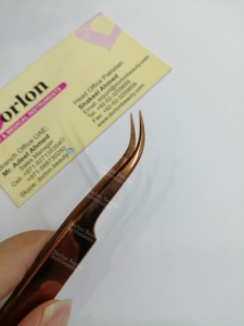 Pinzas de extensión de pestañas de volumen curvo fuerte de oro rosa de etiqueta privada Pinzas de pestañas de punta de polvo de diamante con logotipo personalizado - Product Image 2