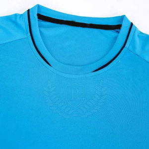 Conjuntos de Uniformes de Fútbol - Ropa Deportiva 100% Poliéster, Color y Logotipo Personalizados, Tallas Grandes, Teñido Liso, Impresión - Product Image 4