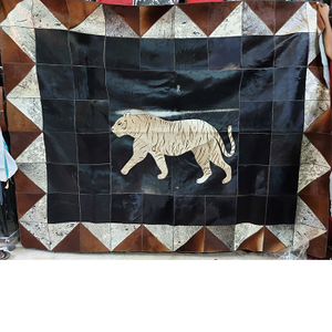 Piel de vaca con pelo en la alfombra - Product Image 3