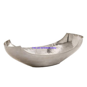 Bol en fer plaqué or Matériau en verre pour la cuisine Accessoires de table à manger Bol décoratif exclusif pour la maison - Product Image 6