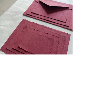 ชุดเครื่องเขียนกระดาษทำด้วยมือชนิดบรรจุกล่อง - Product Image 1