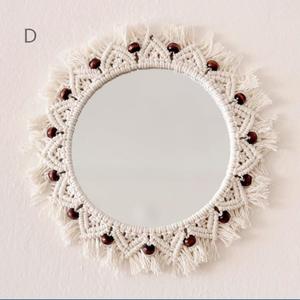 Espejo de Macramé Hecho a Mano con Cordón de Algodón Natural de Alta Calidad - Product Image 1