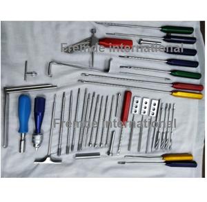 ชุดเครื่องมือผ่าตัดข้อเข่าด้วยกล้องส่องข้อ (Arthroscopy) สำหรับการผ่าตัดเอ็นไขว้หน้า (ACL) - Product Image 1