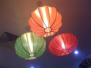 Linternas de seda de colores brillantes para decoración, linternas de seda plegables hechas a mano, Hoi An, luces en venta a granel, 99GD - Product Image 4