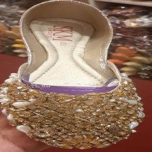 <b>Ladies</b> Fancy Khussa Shoe Pairs With Kundan Work - Product Image 2