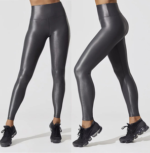 เลกกิ้งเอวสูงสำหรับผู้หญิงเลกกิ้งสีพื้นโลโก้และการพิมพ์แบบกำหนดเอง - Product Image 1