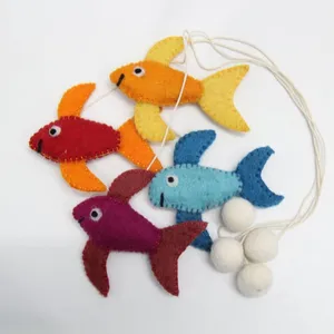 “4件毛毡猫玩具”-“鱼形宠物玩具”-“装饰用毛毡鱼”-“宠物用鱼玩具”