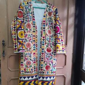 Banjara-Chaqueta de tela Vintage bordada a mano, retales - Product Image 1