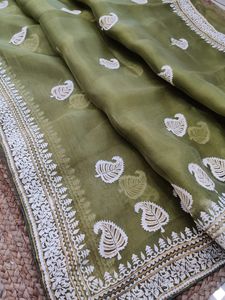 Beautiful Kashmiri Thread Work Saree on Premium <b>Organza</b> <b>Silk</b> Fabric <b>Silk</b> Blouse for Festival and Party Wear - Product Image 6