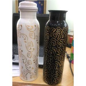 Diseño de pegatina con estampado floral Botella de agua de cobre Vasos Cobre puro Disponible al mejor precio para la venta - Product Image 3