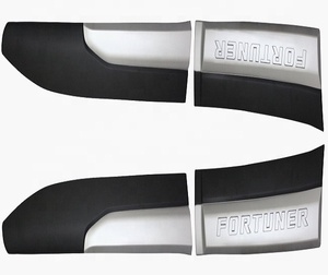 Moulage de carrosserie de porte avant et arrière pour TOYOTA FORTUNER 2016-2017, pièces de rechange de carrosserie automobile, bande de porte de voiture - Product Image 1