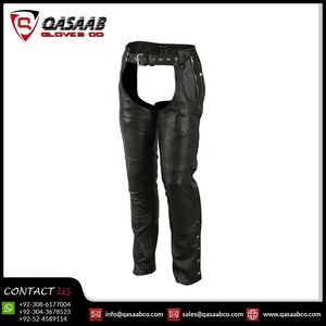 Chaps de motard confortables en cuir véritable noir de haute qualité pour homme, avec ceinture, style équestre et western - Product Image 3