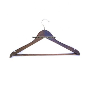 Meilleure vente en gros d'usine Cintre en bois pour manteau Logo personnalisé Boutique Vêtements Cintre en bois - Product Image 6