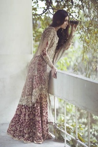 Dernière belle robe de mariée indienne et pakistanaise avec broderie lourde Vêtements de mariage élégants pour les mariées Collection 2025 - Product Image 3