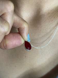 10X14MM Naturel Rouge Grenat Collier 925 Argent Sterling Janvier Pierre De Naissance Grenat Pendentif Larme Rouge Grenat Collier - Product Image 2