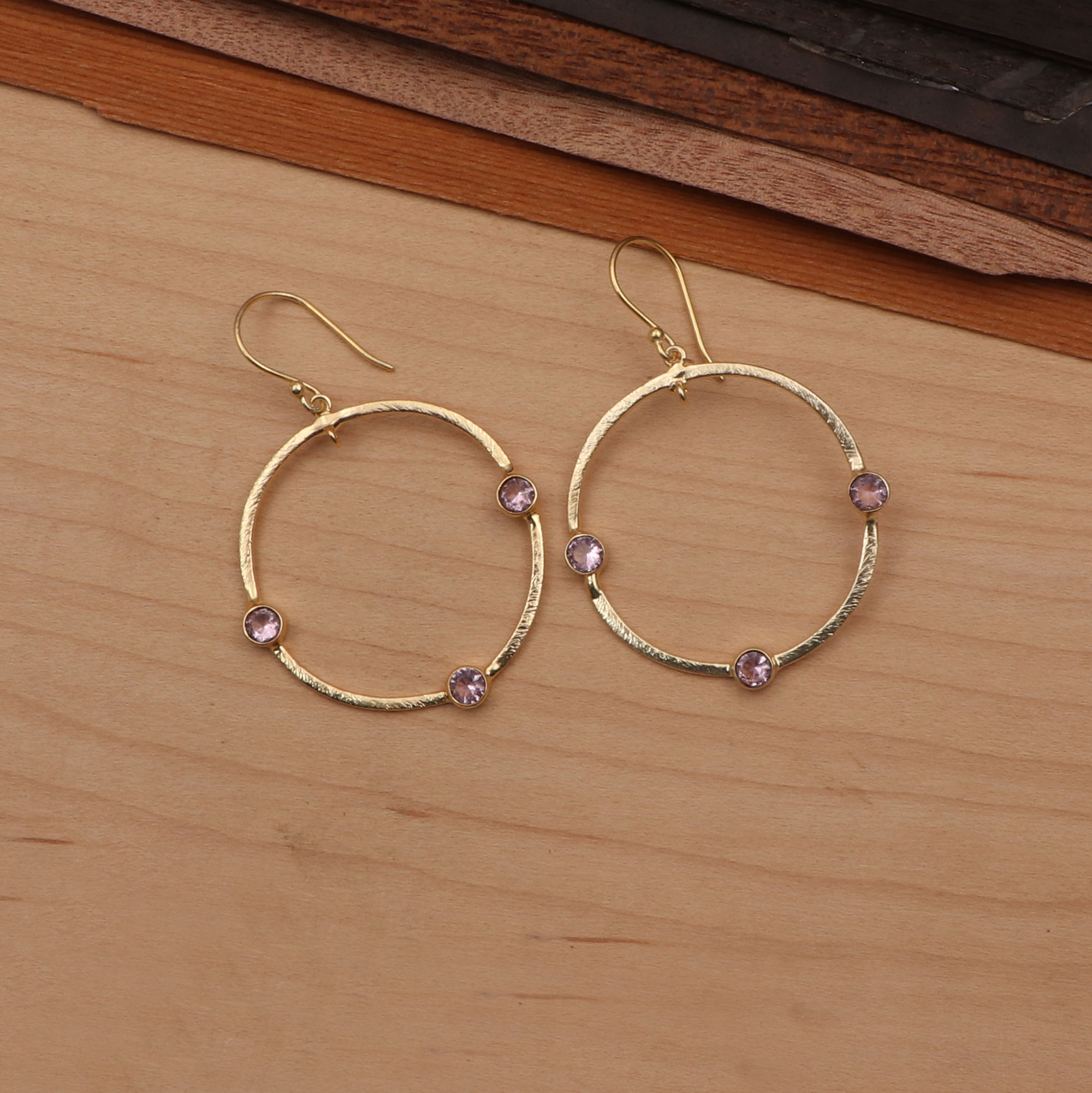 สีเขียวน้ำทะเล