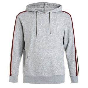 OEM al por mayor tendencia 2025 hombres conjuntos algodón poliéster Patchwork chándal personalizado Streetwear chándales para hombres Ajuste de alta calidad - Product Image 2