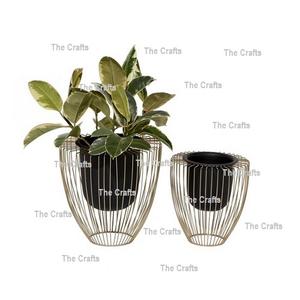 Lot de quatre pots de fleurs en aluminium martelé de forme ronde pour la décoration extérieure et intérieure Jardinière en Inde - Product Image 5