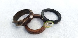 Brazaletes de madera hechos a mano de alta calidad Estilo clásico para fiestas y bodas - Product Image 2
