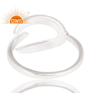 Bague en argent au design unique Bijoux en argent uni Vente en gros Bague en argent sterling 925 fin pour femme Cadeau pour sa collection délicate - Product Image 3