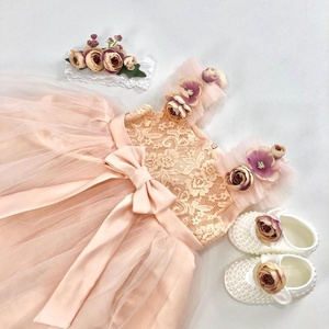 Robe en mousseline florale rose pâle sans manches pour bébé fille moderne de haute qualité Vêtements pour enfants nouveau-nés - Product Image 2