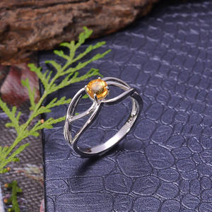 แหวนเงินแท้92.5ขนาด2.8กรัมสีเหลืองมะนาวธรรมชาติอัญมณีทรงกลมที่น่ารักเครื่องประดับคลาสสิกสำหรับผู้หญิง - Product Image 3