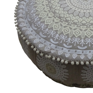 Dernière tendance Pouf pour un design d'intérieur unique Pouf à broderie Pouf personnalisé fait à la main en coton indien brodé rond blanc - Product Image 2