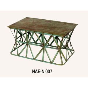 Banc pliant vintage industriel en fer pour usage extérieur dans les villas, fermes, appartements, chambres et patios - Product Image 1