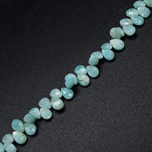 Amazonite naturelle 6x4mm Poire verte Briolette perles coupées 8 pouces brin perles de pierres précieuses - Product Image 1