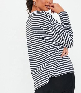 Camiseta de manga larga a rayas para mujer, camiseta negra y blanca con hombros descubiertos - Product Image 4