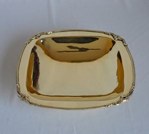 Plateau rond en laiton gaufré et nervuré de luxe moderne Hot Premium Vantage pour la maison et la cuisine Utilisation de Noël - Product Image 5