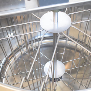 Extractor de Miel Eléctrico de Acero Inoxidable Apicola, Nuevo, Extractor de Miel Radial de 6 Cuadros, Equipo de Apicultura - Product Image 4