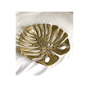 Custom-Size Gold-Colored Handcrafted Metal <b>Tray</b> Modern Style Decorative <b>Tray</b> for Home Use Available in <b>Round</b> or Oval Pattern - Product Image 1