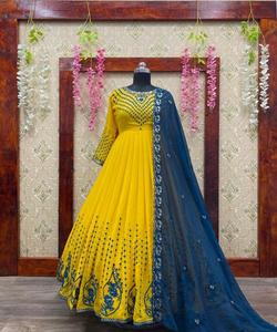 Georgette longue robe maxi à manches longues est spécialement conçue pour être confortable en gros prix le plus bas marché du textile Surat ethnique - Product Image 1