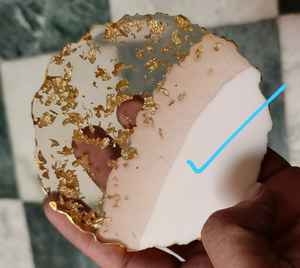 Posavasos de resina epoxi, resina con borde dorado, artesanal - Product Image 5