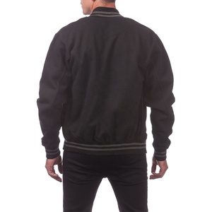 เสื้อแจ็คเก็ตเบสบอลพรีเมียม PIHA SPORTS สำหรับผู้ชาย รุ่น Winter Letterman แบบ Varsity สำหรับโรงเรียน/วิทยาลัย สีดำ แขนหนังแท้ กันลม - Product Image 2