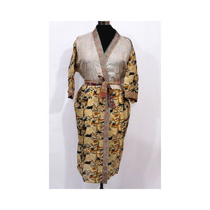 Meilleure vente Robe kimono en soie imprimée de bonne qualité avec manches longues et col en V disponible en belle couleur - Product Image 6