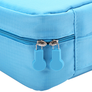 Estuche de maquillaje cosmético de viaje plegable portátil Bolsillo de malla de tela Oxford Cierre de cremallera conveniente Manija de gancho colgante - Product Image 4