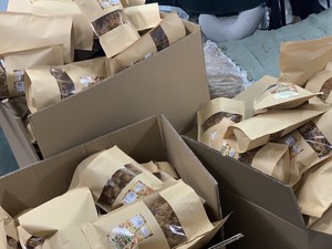 Vente en gros d'algues séchées aromatisées à la mousse de mer dorée/iris du Vietnam emballées dans des sacs téléphone + 84383004939 - Product Image 4