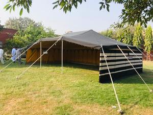 เต็นท์กันน้ำสำหรับหนึ่งห้องนอนแบบปรับแต่งได้เต็นท์สไตล์อาหรับแบบดั้งเดิมที่กำบังผ้าใบสีดำสีขาว - Product Image 3