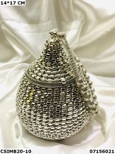 Ladies Metal Handmade <b>Clutch</b> <b>Bag</b> | <b>Wedding</b> Exclusive Designer Ladies Multicolor Metal <b>Clutches</b> - Product Image 4