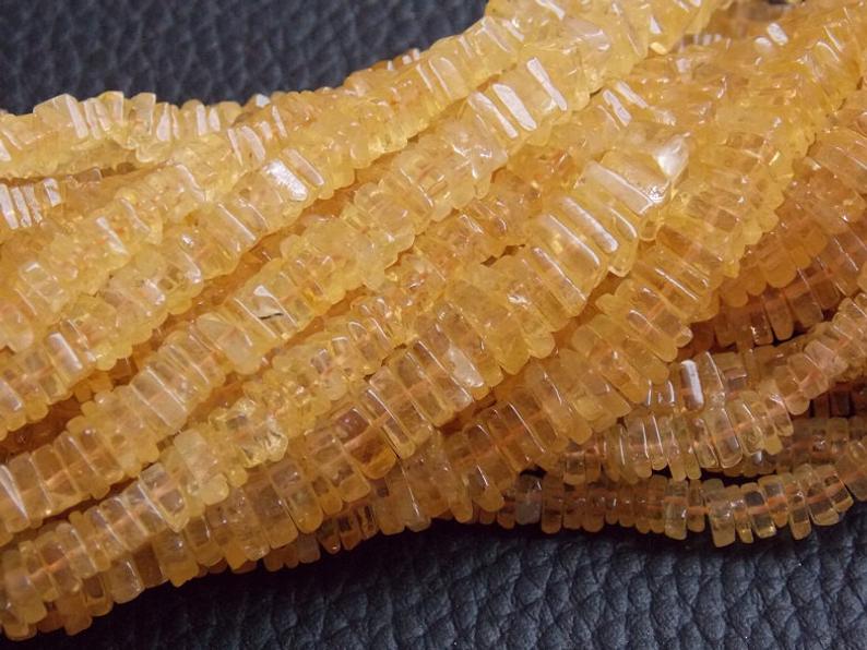 สีเหลือง