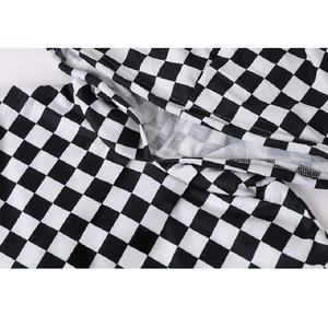 Sudadera con Capucha Corta Formal de Invierno para Mujer, con Logotipo Personalizado, Impresión por Sublimación, Tela de Forro Polar, Manga Larga, por Inspire Appeal - Product Image 3