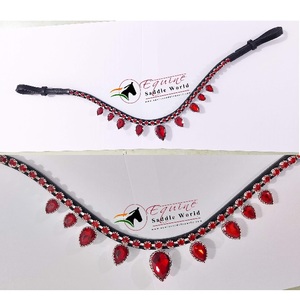 Bande de sourcils de course de chevaux en cuir rouge de qualité indienne faite à la main de style occidental avec cristaux suspendus et boucle de ruban adhésif ouvert - Product Image 3